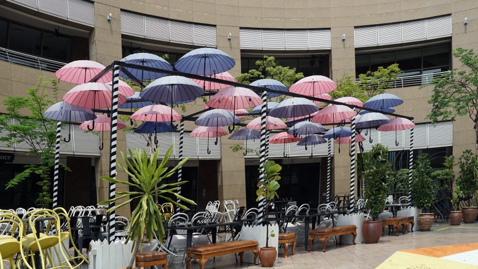 Cómo comprar sombrillas de jardín